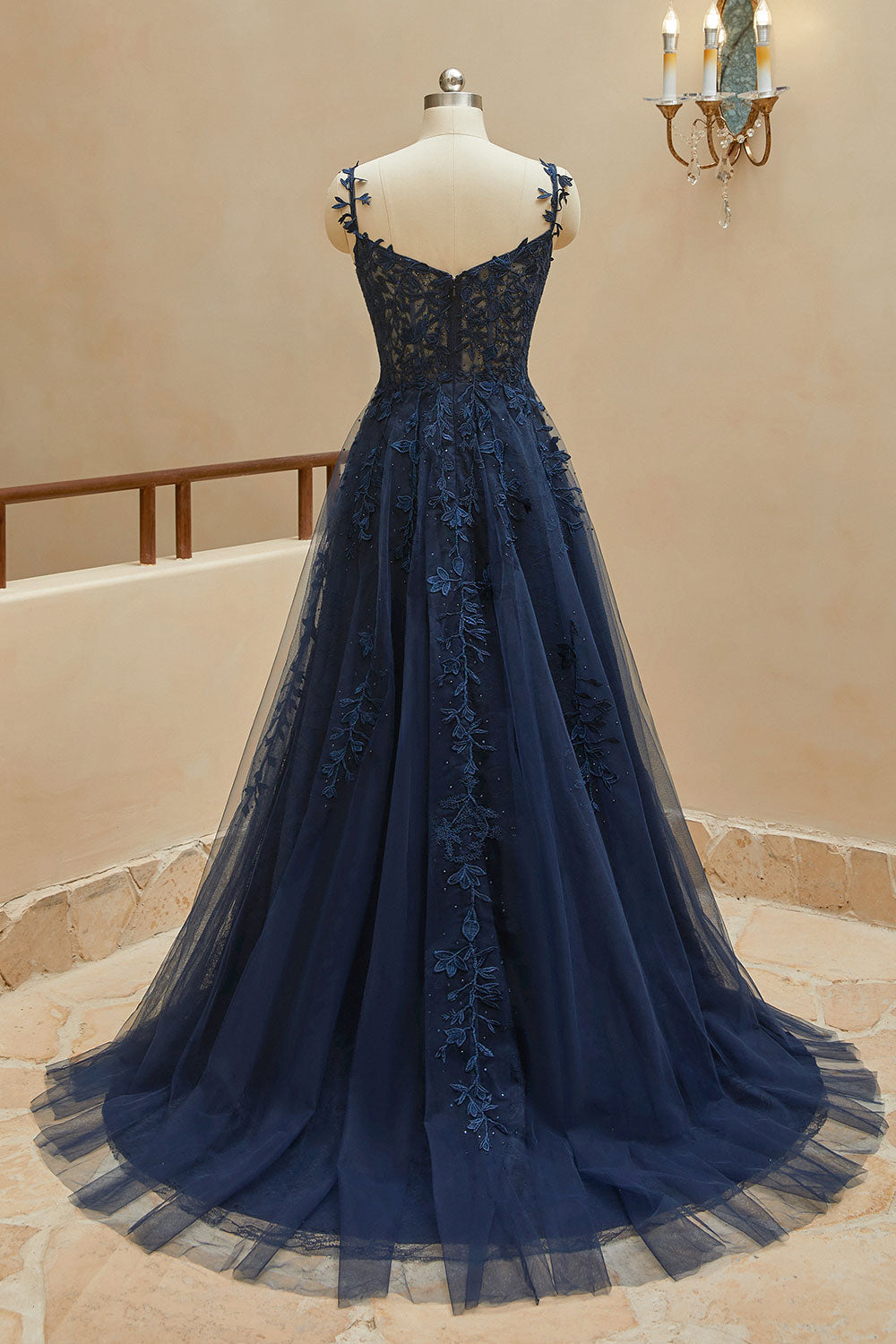 Luolandi A Line Spaghetti Straps Tulle Appliques Sleeveless Long Prom Dresses Beautiful